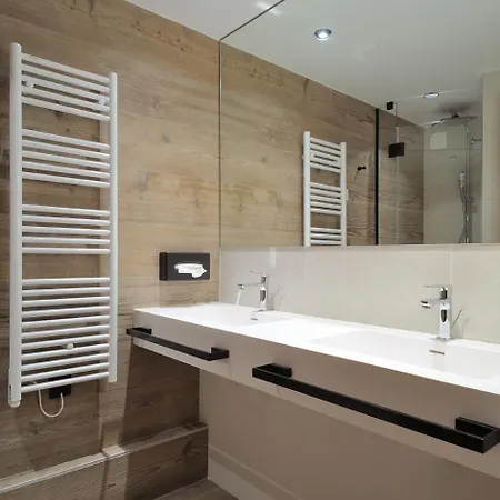Apartment La Belledonne Courchevel